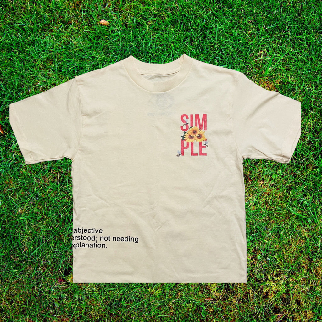 SIMPLE THINGS GRAPHIC TEE